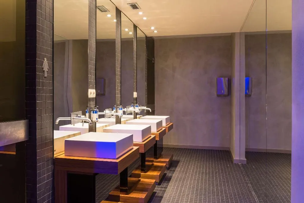 Sports and Entertainment, Hotel Barcelona Condal Mar Affiliated by Meliá, Barcelona
