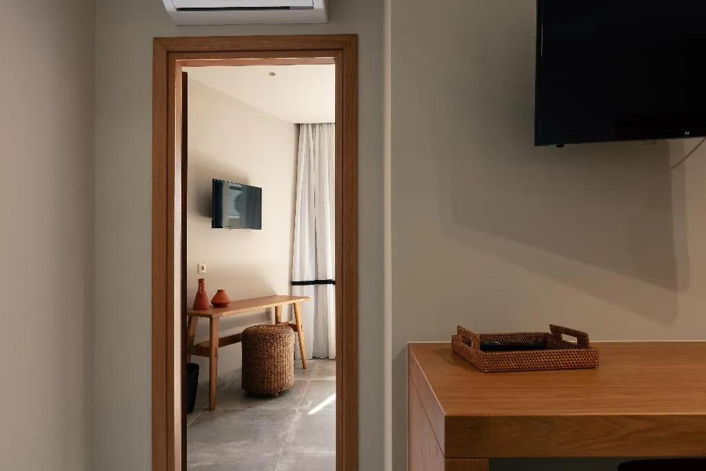 SUITE CAPACITY 3 Room, Chapter 02 Gallery Suites, Crete