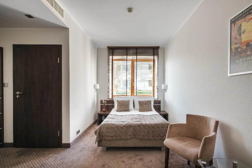 DOUBLE ECONOMY Room, Hotel Rozany Gaj - Destigo Hotels, Gdansk