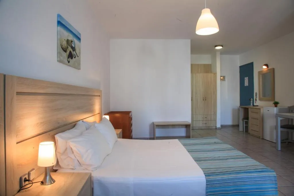 Double or Twin STANDARD Room, Marilisa Hotel, Crete