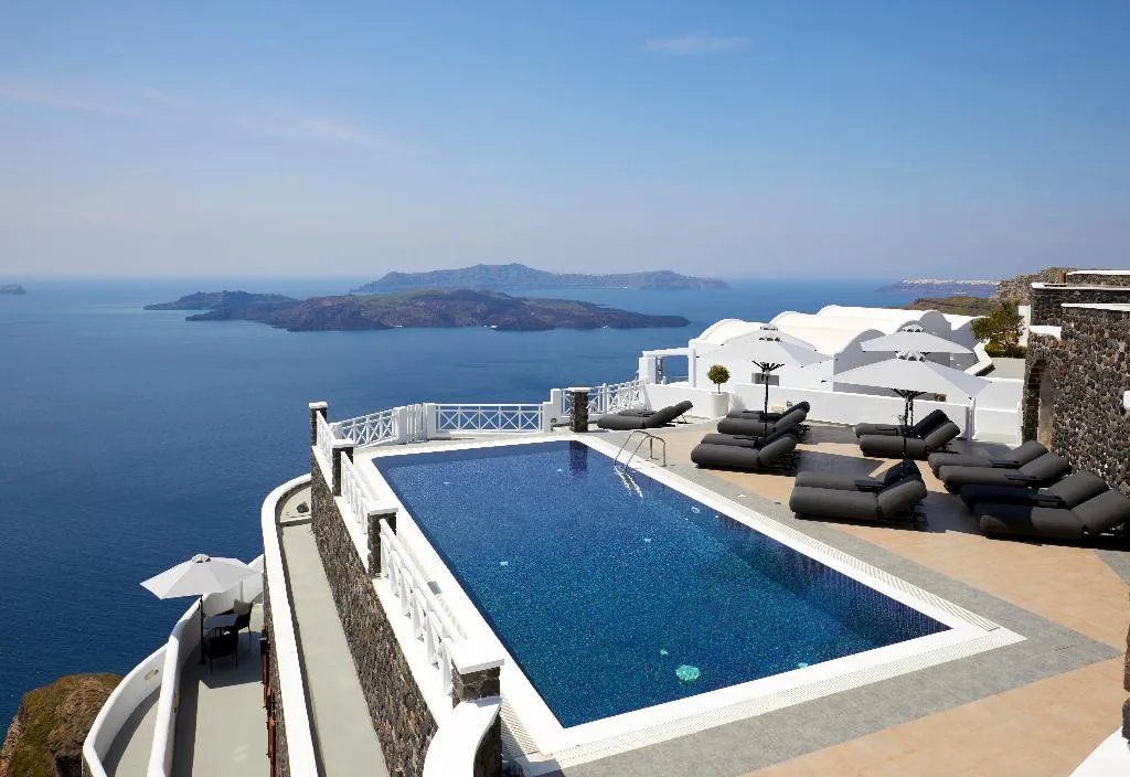 Pool, Petit Palace, Santorini