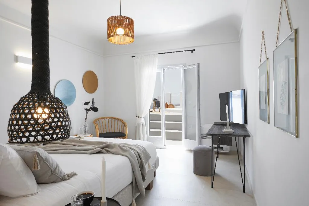 VILLA WITH PRIVATE POOL Room, Celestia Grand, Santorini