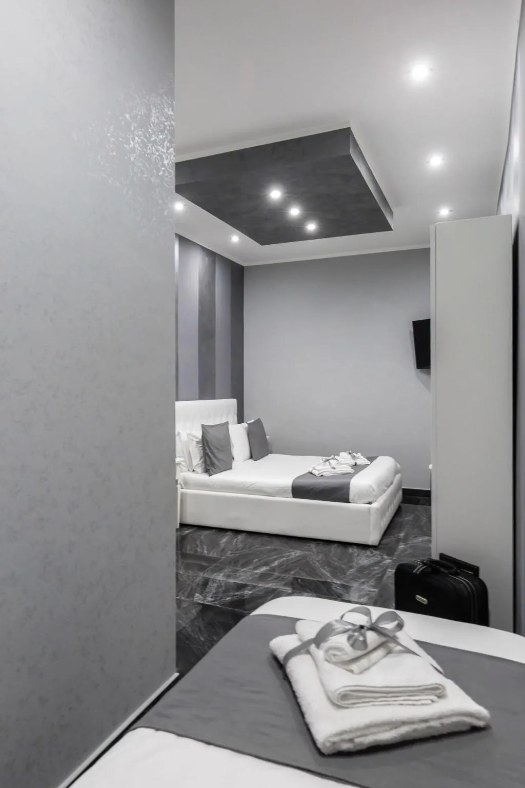 Room, Hotel Palace Napoli, Naples