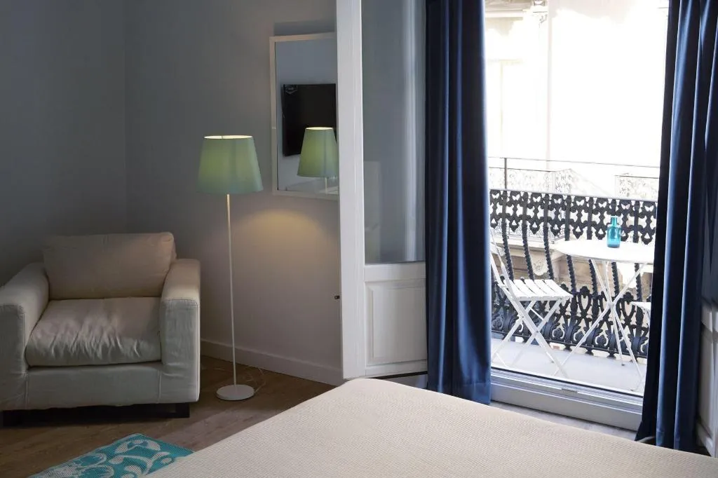 Room, L'Esplai Valencia, Valencia