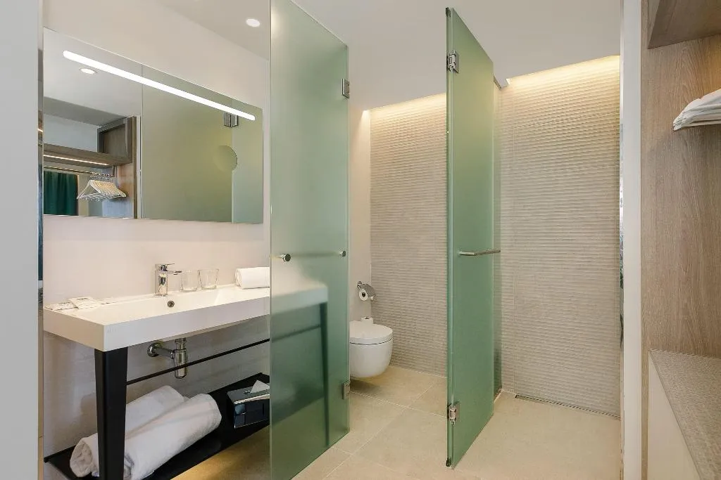 Double or Twin SUPERIOR SEA VIEW Room, Sol Torremolinos Don Marco, Costa Del Sol