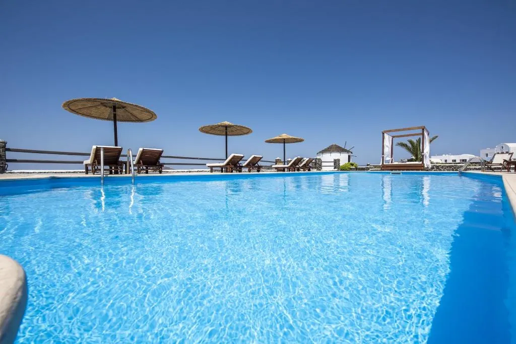 Sports and Entertainment, Caldera Memories, Santorini
