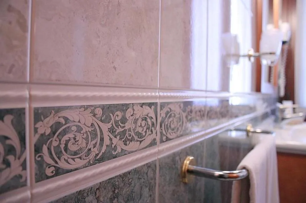 TRIPLE STANDARD Room, Hotel Antico Moro, Venice