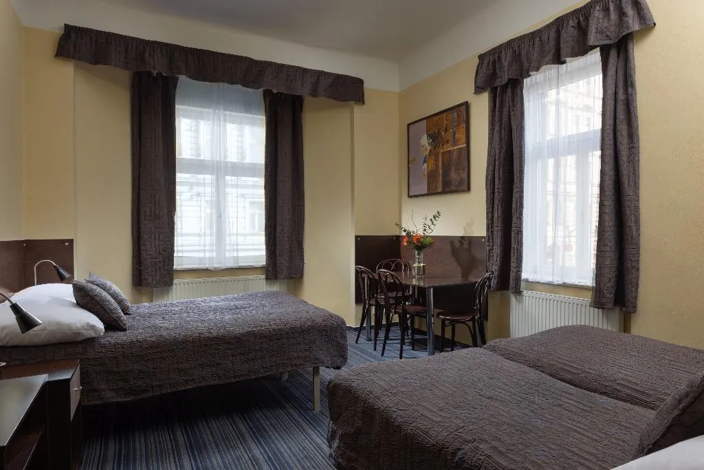 APARTMENT CAPACITY 6 Room, Anyday Apartments, Prague