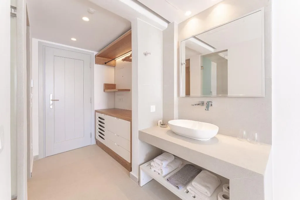Double or Twin SUPERIOR SEA VIEW Room, Manoulas Beach, Mykonos
