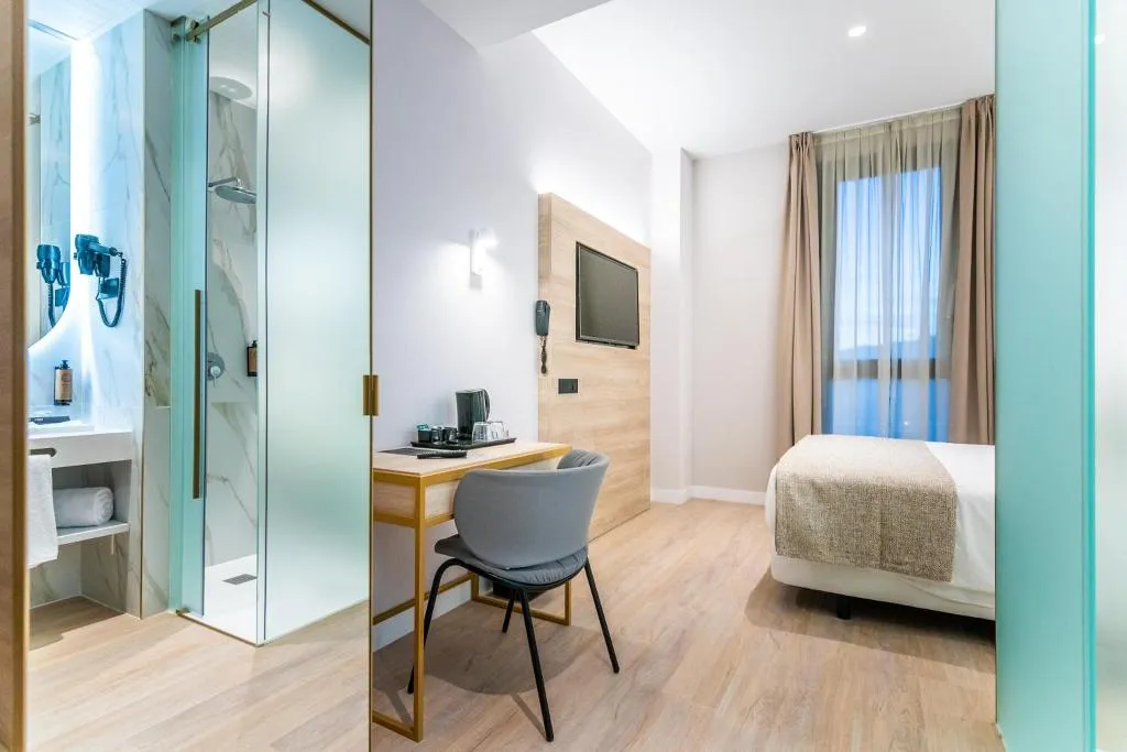 Room, Hotel Malaga Vibes, Costa Del Sol
