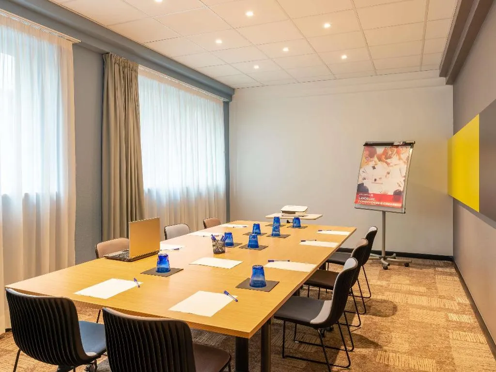 Conferences, Ibis Milano Centro, Milan