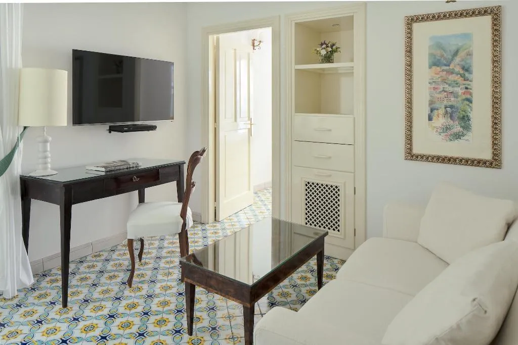 Room, Hotel Santa Caterina, Naples