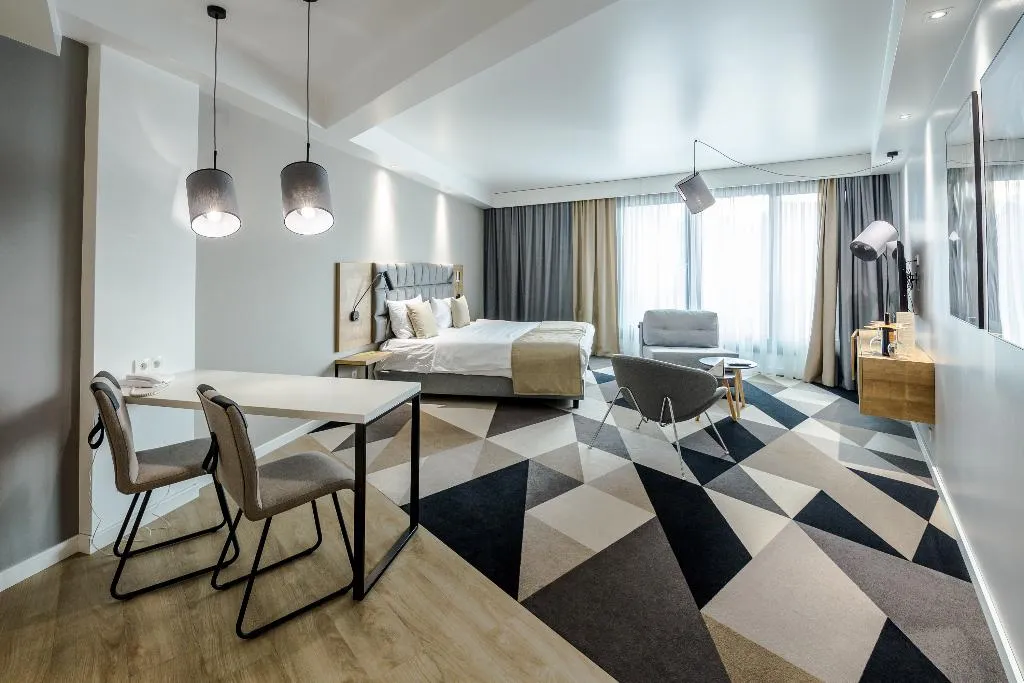 SUITE DELUXE Room, Lwowska1, Krakow