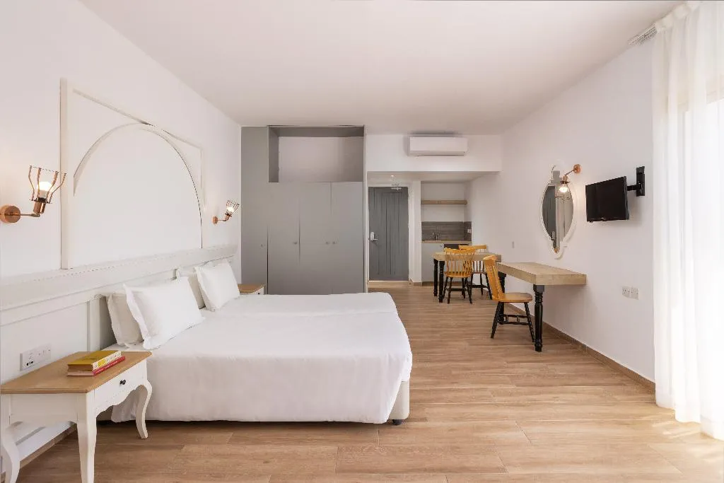 STUDIO SEA VIEW Room, Atlantica Akteon, Cyprus