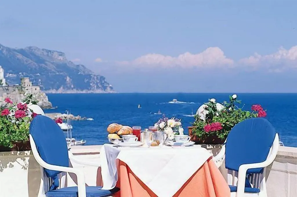 Terrace, Aurora, Naples