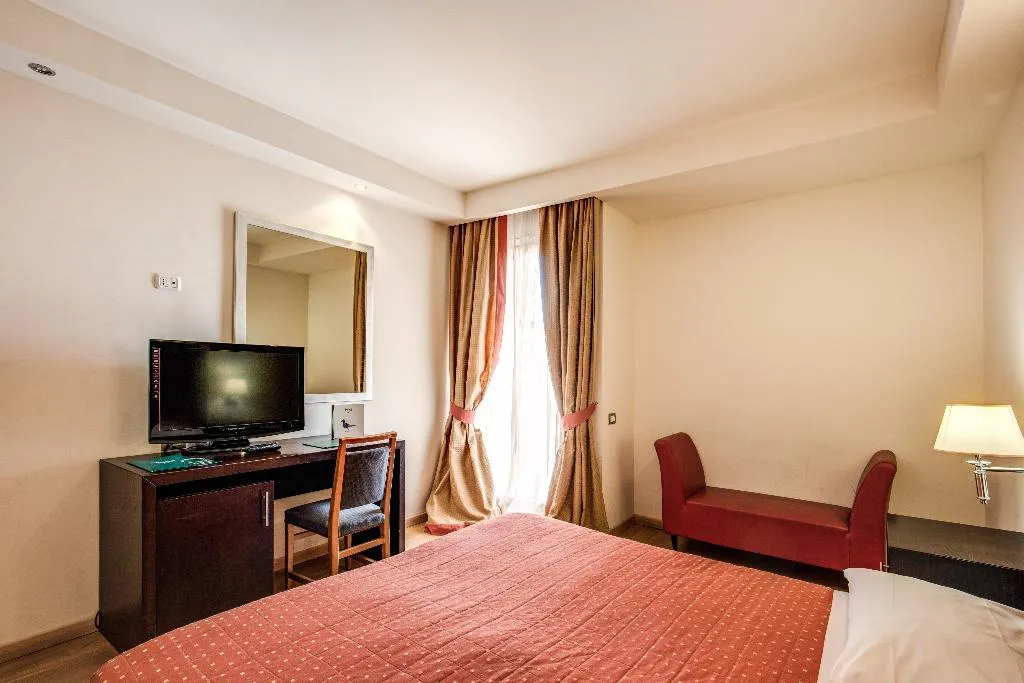 DOUBLE SINGLE USE SUPERIOR Room, Demidoff Country Resort, Florence