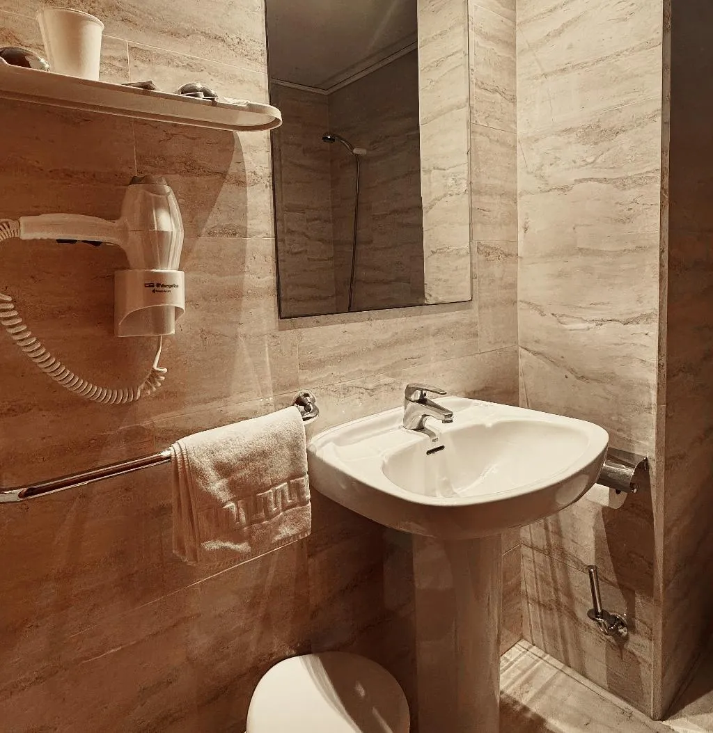 Double or Twin ONE BEDROOM ONE BATHROOM Room, Primavera, Costa Blanca