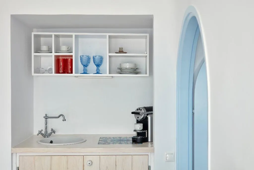 JUNIOR SUITE CLASSIC Room, Astra Suites, Santorini