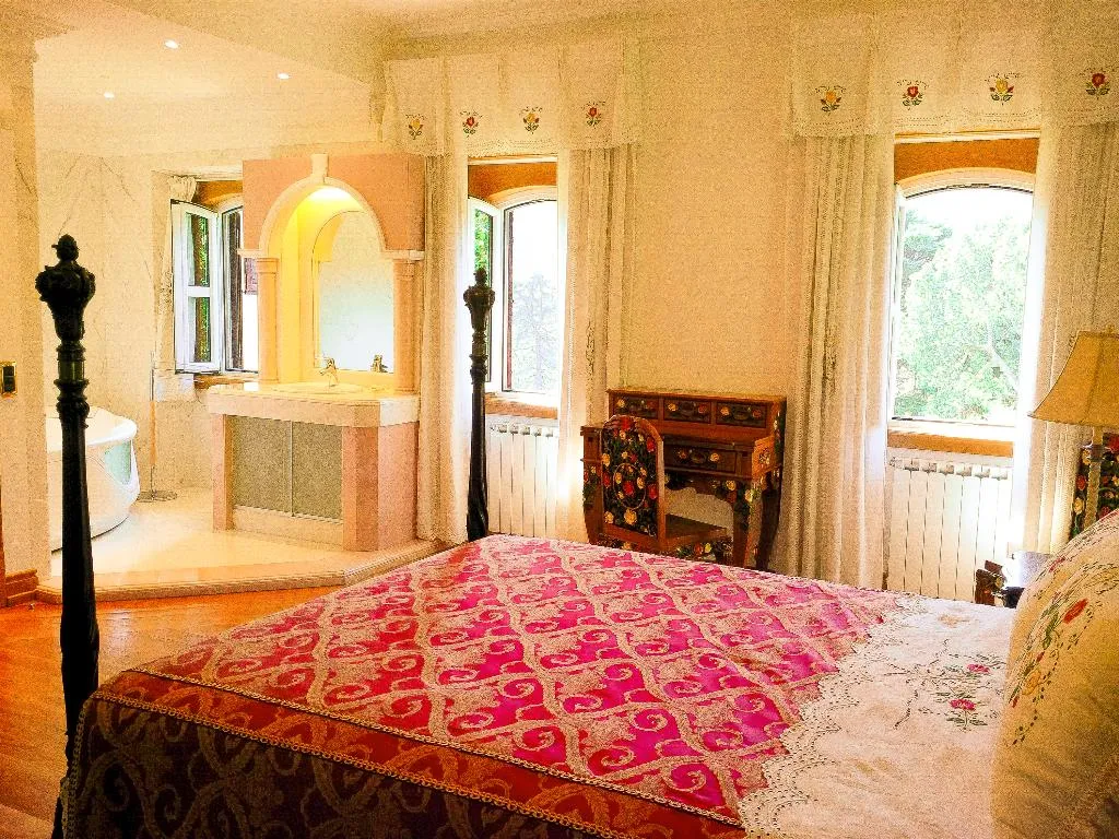 SINGLE DELUXE Room, Sintra Marmoris Palace, Lisbon