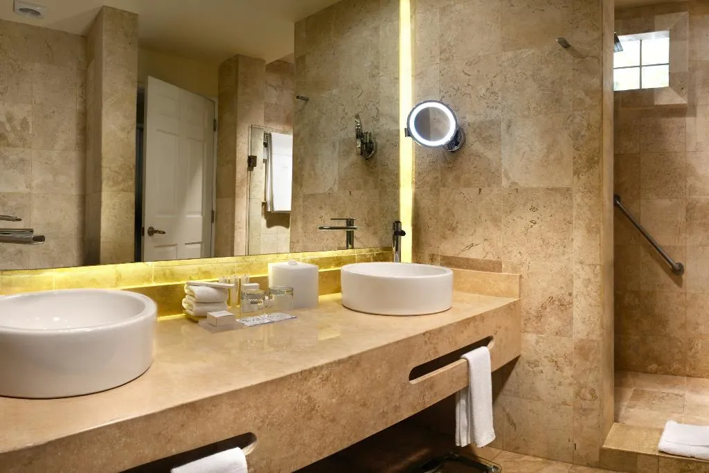 TRIPLE DELUXE Room, Catalonia Royal Tulum All Inclusive, Cancun Area