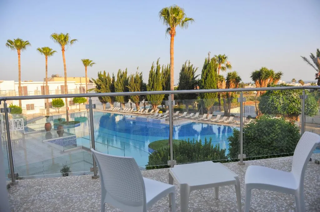 Double or Twin POOL VIEW Room, Fedrania Gardens, Cyprus