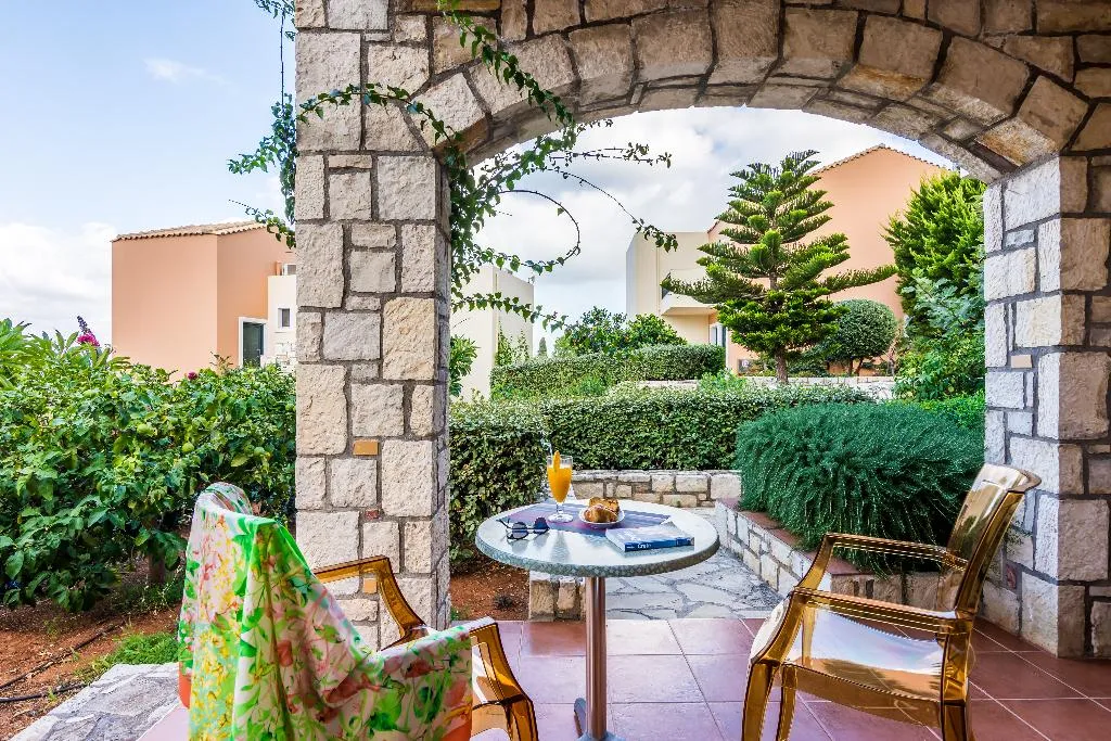 SUITE DELUXE Room, Pilot's Villas Luxury Suites, Crete