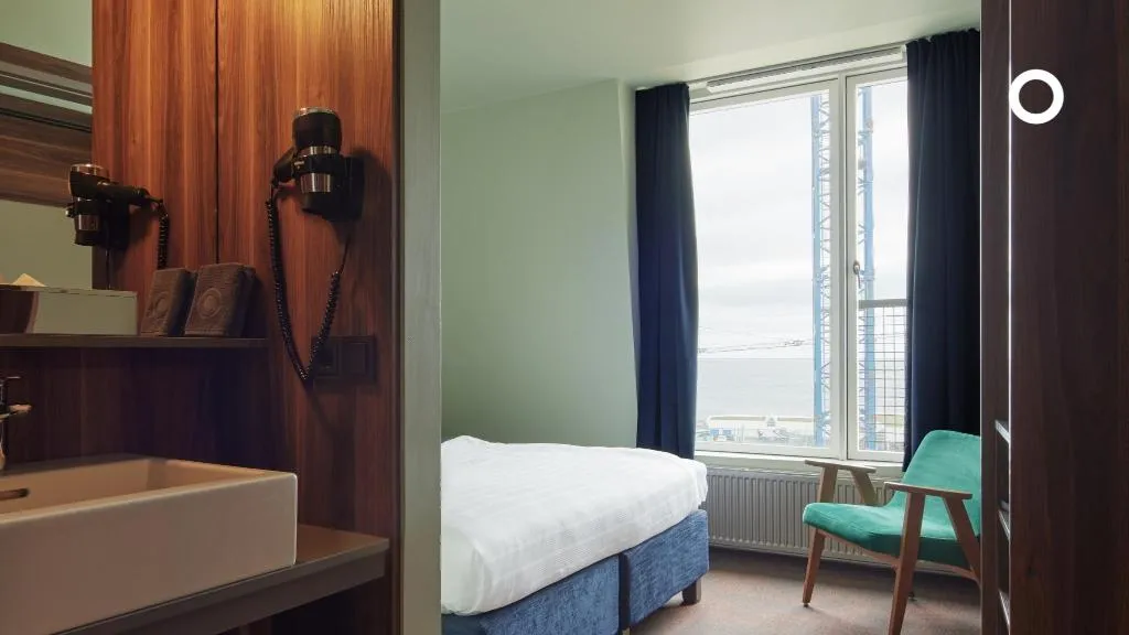 DOUBLE SINGLE USE STANDARD Room, Grandi by Center Hotels, Reykjavik