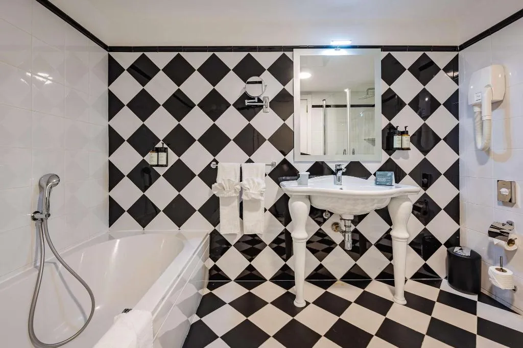 SUITE DELUXE Room, AX The Victoria, Malta