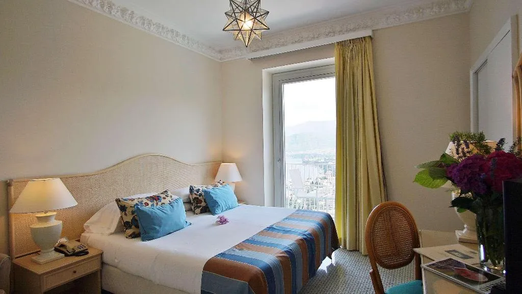 Room, Grand Hotel Aminta, Naples