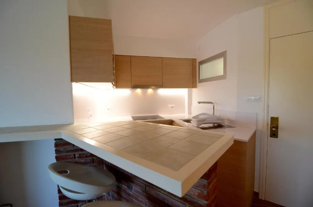 APARTMENT CAPACITY 6 TWO BEDROOMS Room, Medes Park, Costa Brava