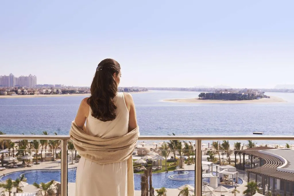 SUITE SEA VIEW Room, Waldorf Astoria Dubai Palm Jumeirah, Dubai