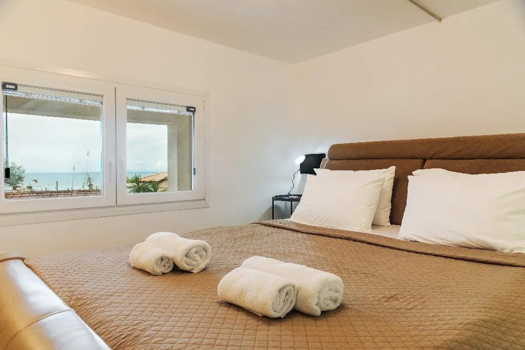 HOUSE DELUXE WITH BALCONY Room, Victoria Suites Corfu, Corfu
