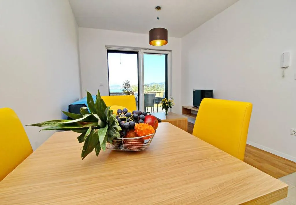 APARTMENT TWO BEDROOMS WITH TERRACE Room, Apartments Kula, Dubrovnik