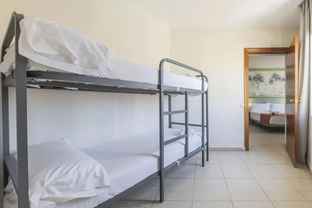 FAMILY ROOM STANDARD Room, Moon Dreams Fuengirola, Costa Del Sol