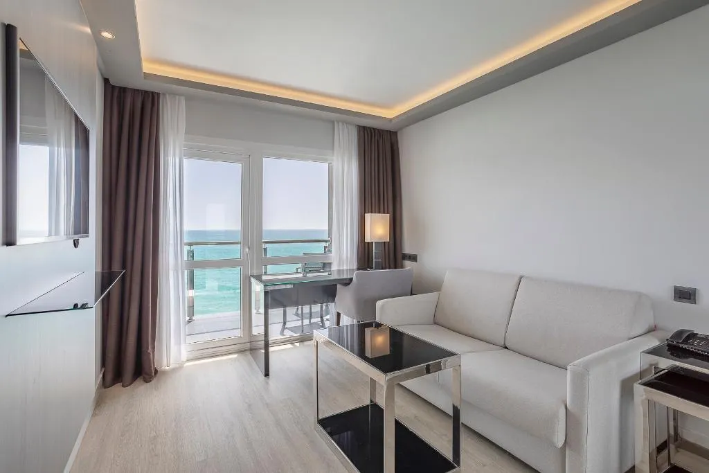 JUNIOR SUITE EXECUTIVE Room, Melia Alicante, Costa Blanca