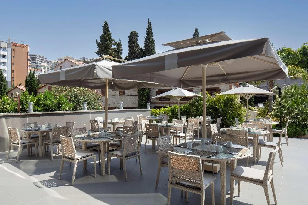 Restaurant, DoubleTree by Hilton Kusadasi, Izmir