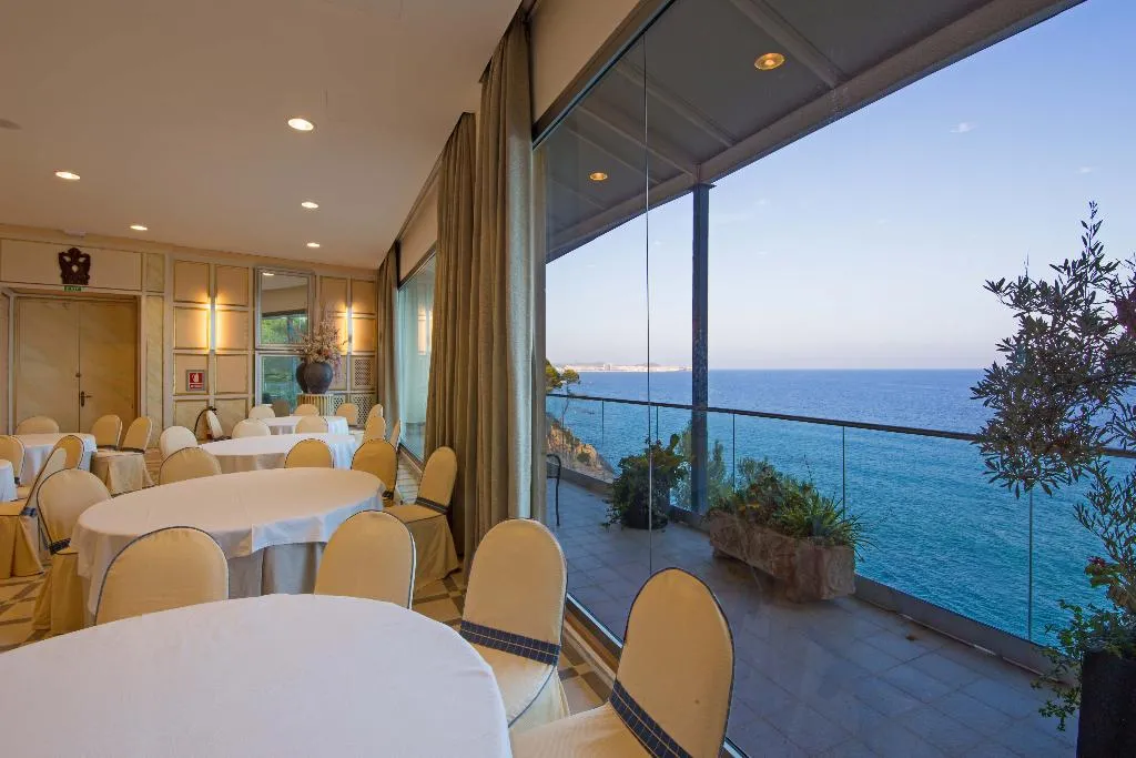 Conferences, Cap Roig, Costa Brava