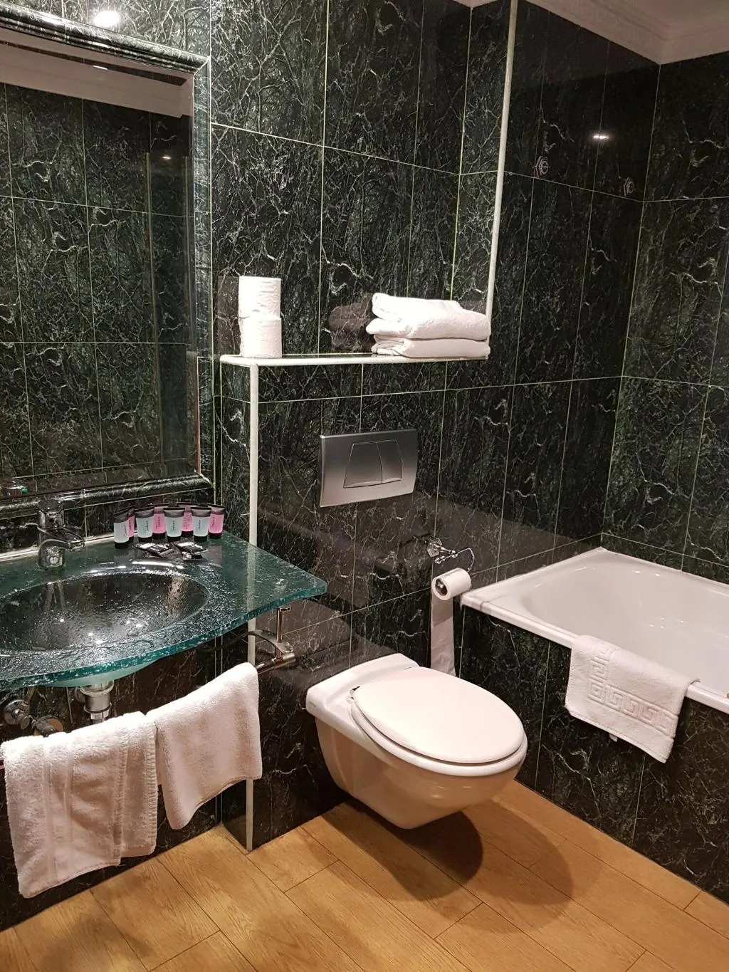 Room, Portofino, Costa Brava