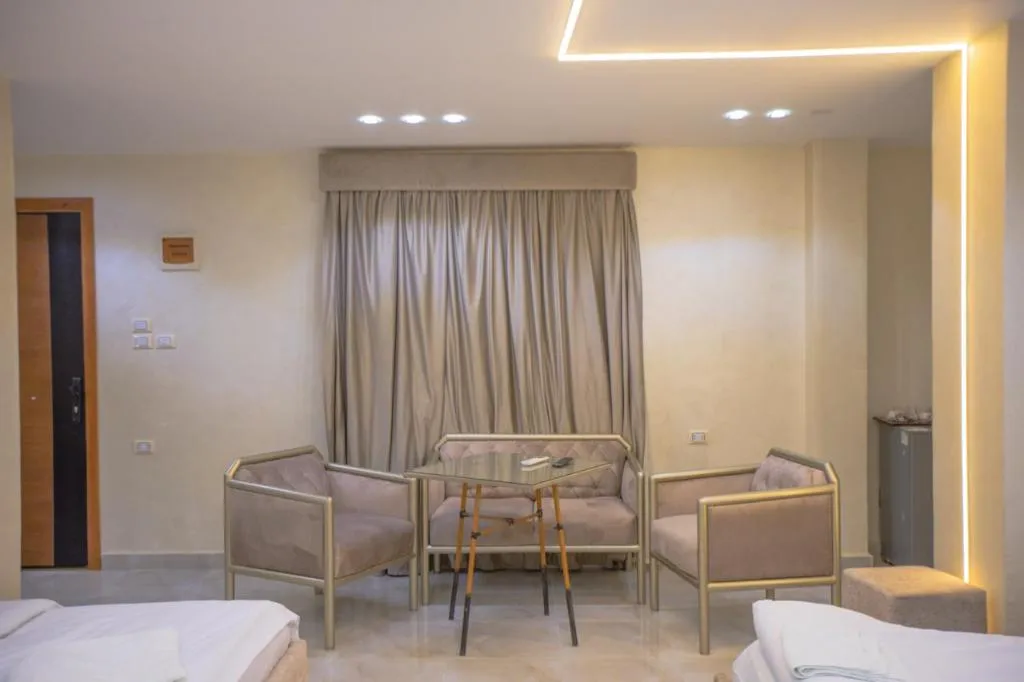 QUADRUPLE ONE BEDROOM ONE BATHROOM Room, Pyramids Height Hotel, Cairo