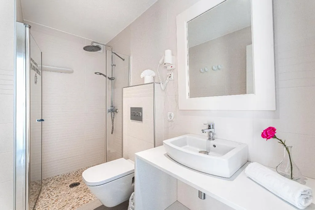 APARTMENT ONE BEDROOM Room, Playa Ferrera, Majorca