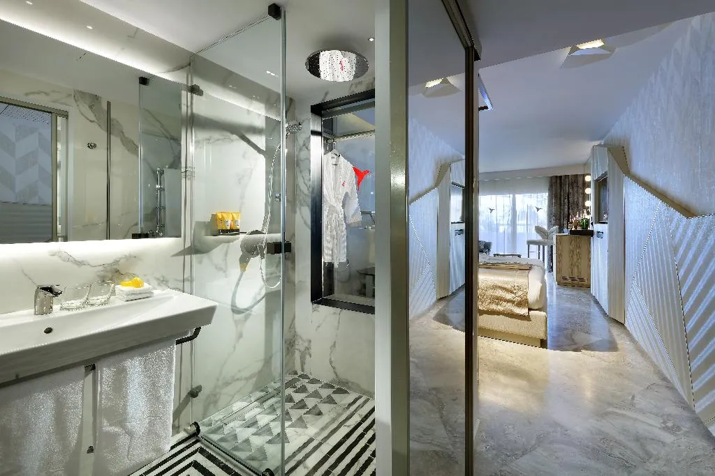 TRIPLE CLUB SUPERIOR Room, Ushuaia Ibiza Beach Hotel – Adults Only, Ibiza