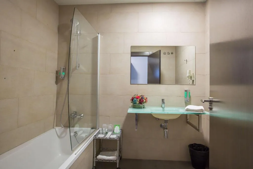 DOUBLE QUEEN SIZE BED Room, Hotel Venture Sant Cugat, Barcelona