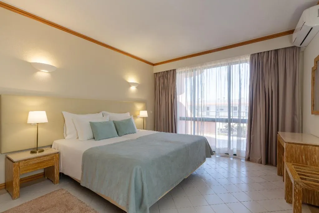 Room, Luna Clube Oceano, Algarve
