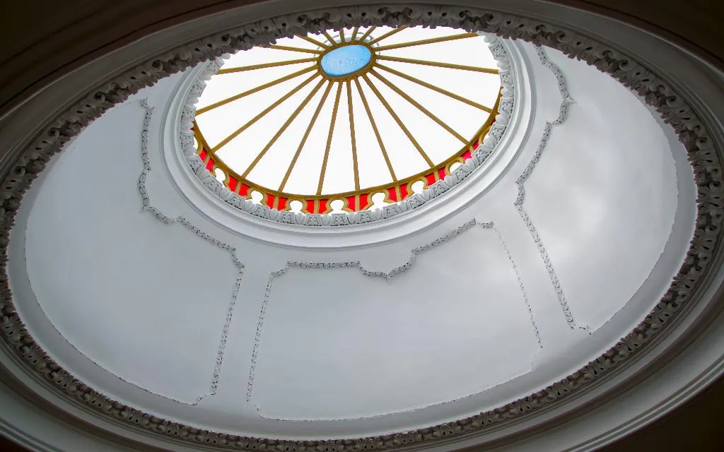 Lobby, Turista Da Trindade, Porto