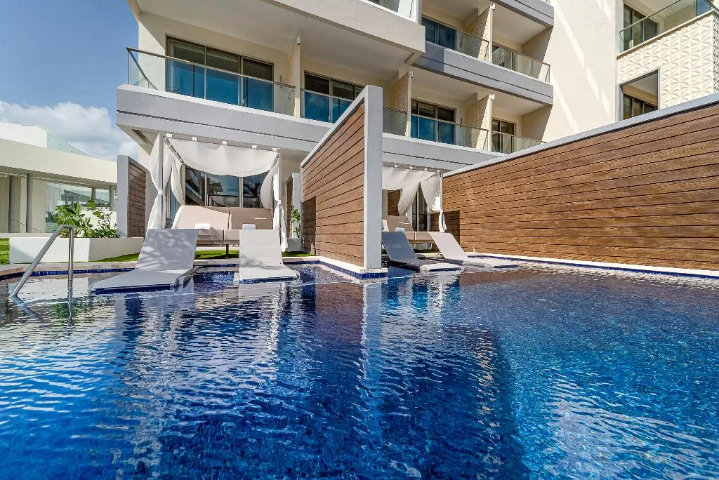 JUNIOR SUITE WITH PRIVATE POOL Room, Planet Hollywood Adult Scene - All-Inclusive Resor, Cancun Area