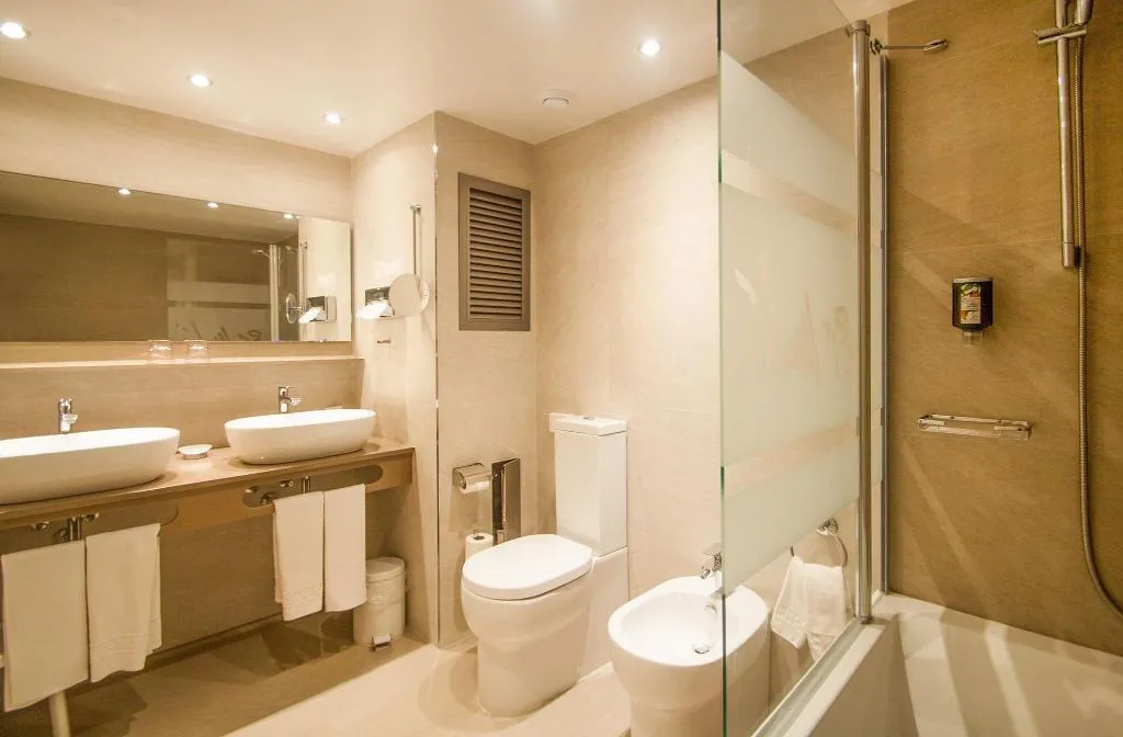 FAMILY ROOM THREE BEDS Room, Es Moli, Majorca