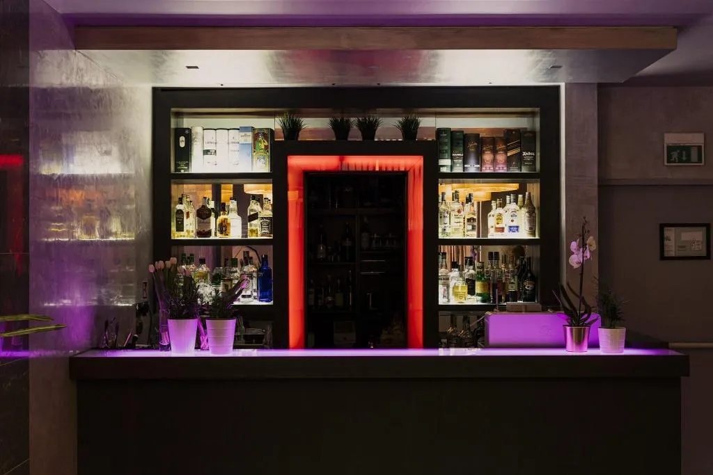 Bar, Cosmopolitan Hotel, Florence