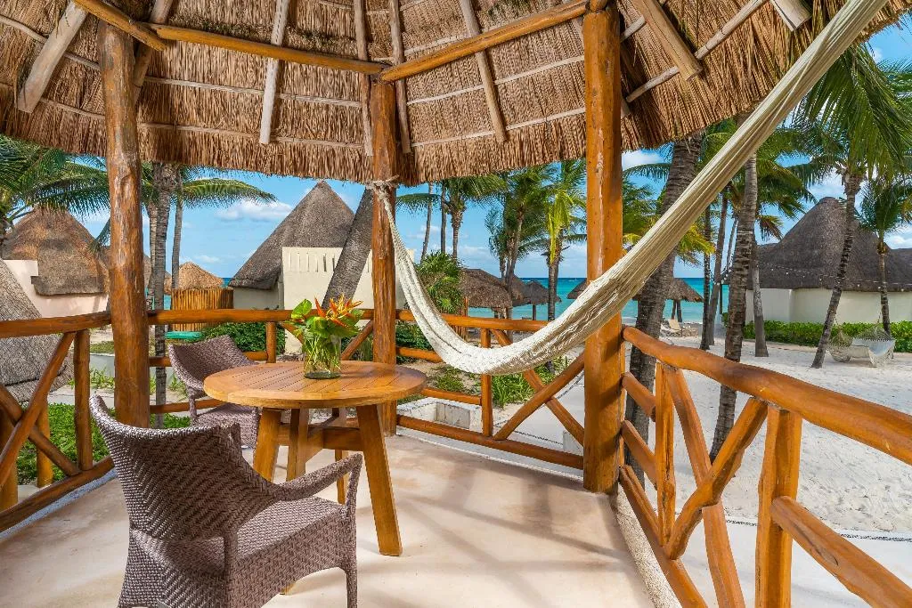 DOUBLE OCEAN VIEW TWO DOUBLE BEDS Room, Mahekal Beach Resort & Spa, Playa Del Carmen