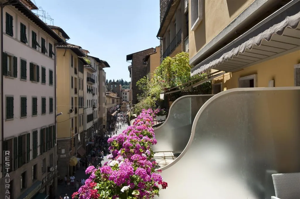 Double or Twin SUPERIOR WITH TERRACE Room, Della Signoria Hotel, Florence