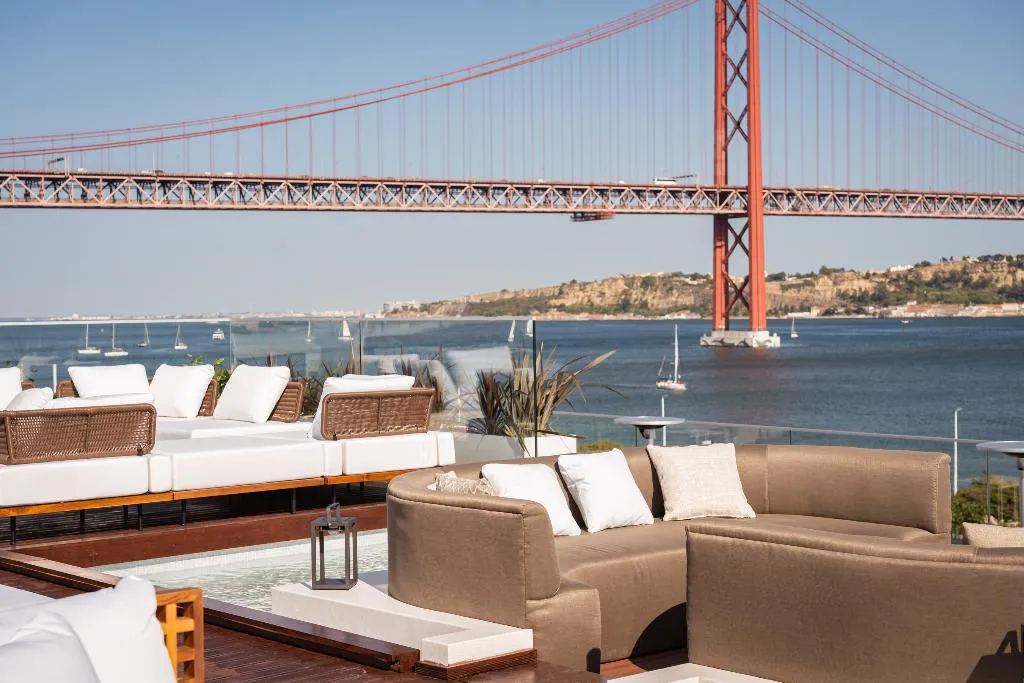 Bar, Hyatt Regency Lisbon, Lisbon